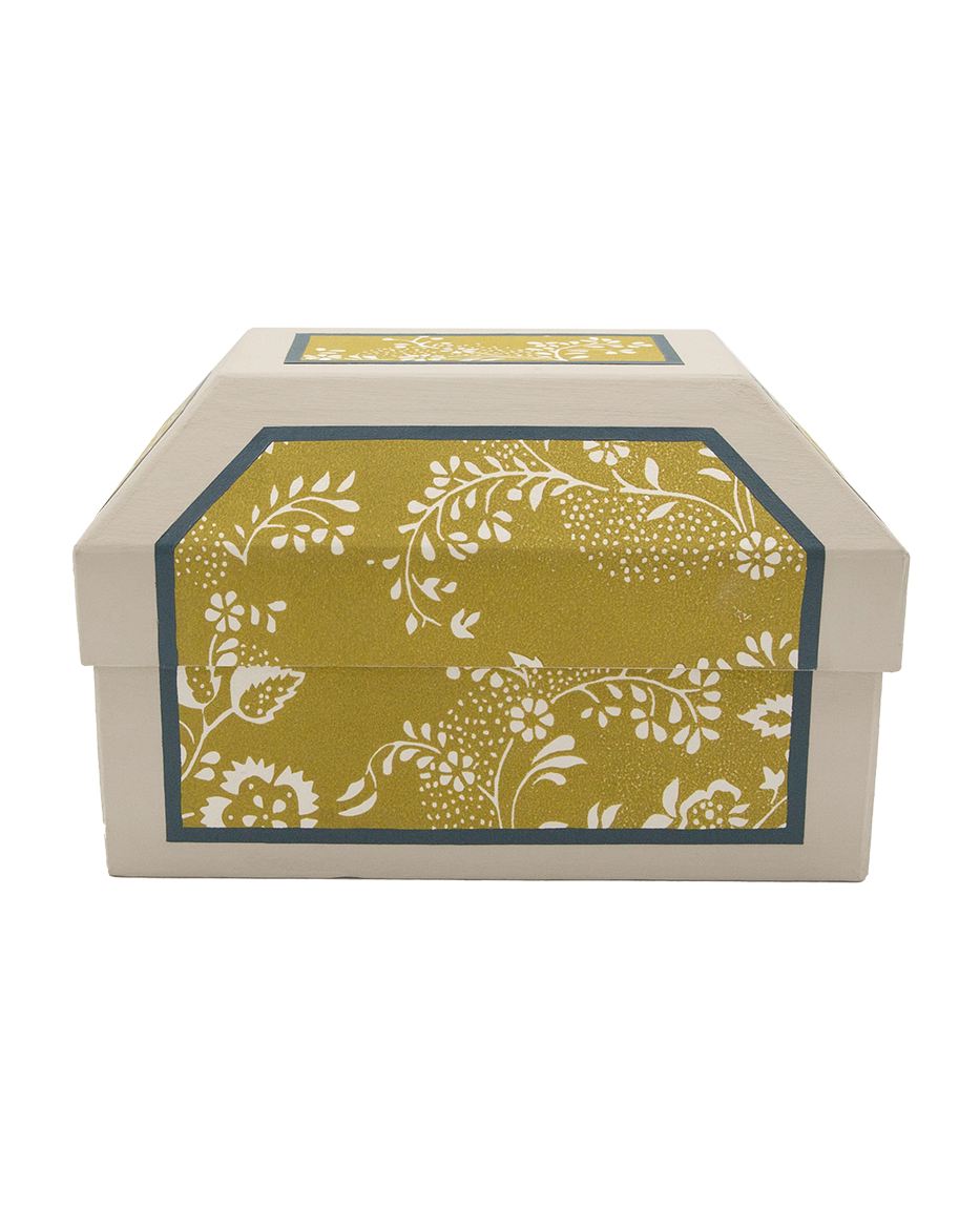 Small box "Menuet"