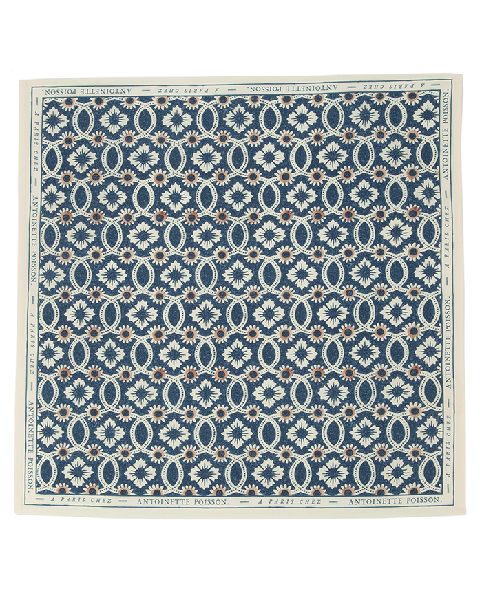 Serviette Fleurs et entrelacs